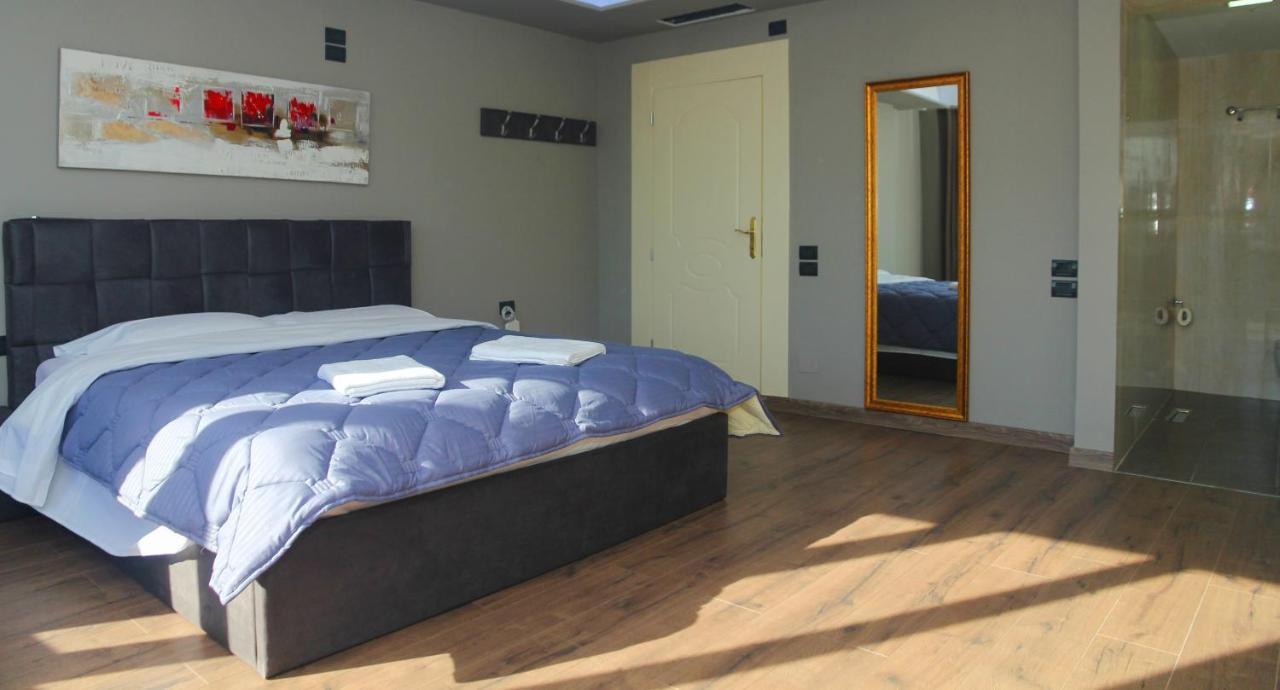 Hotel Driti 3*